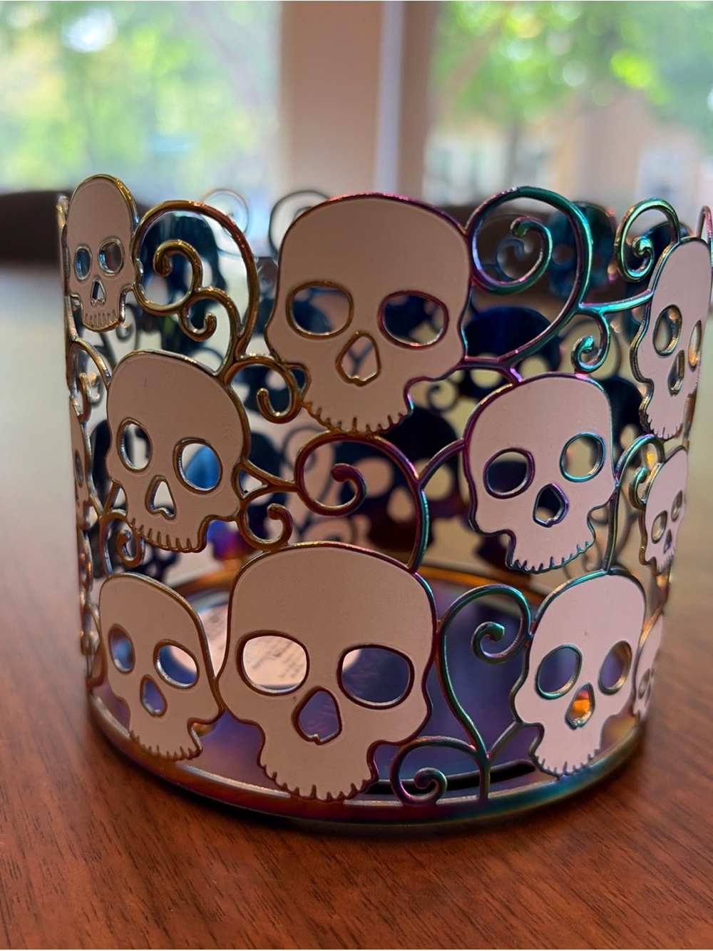New Bath and Body Works GLOW Halloween Skulls Candle Holder 2022 GITD